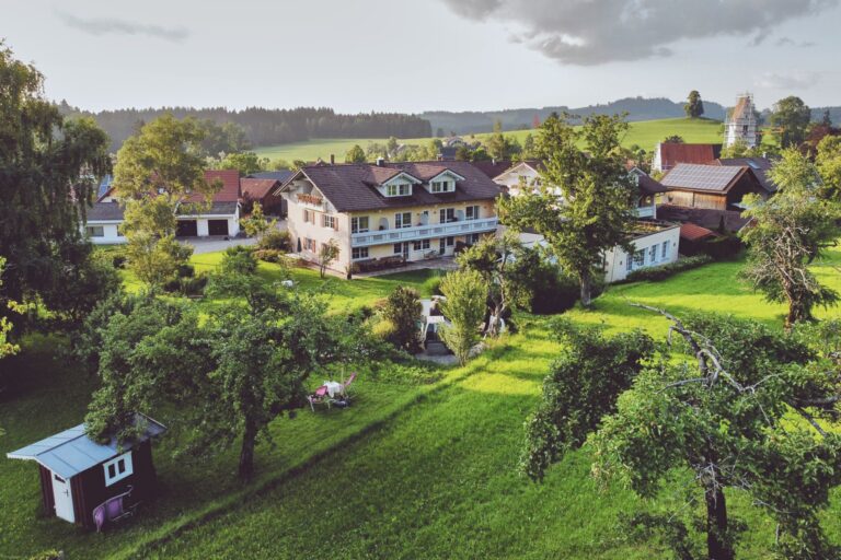 a HotelKoenig AussenansichtNEU Titelbild